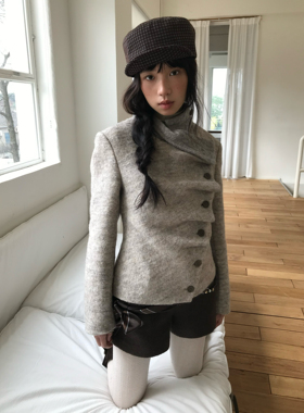 dorydory2025秋冬新款复古针织领拼接不规则门襟毛呢小西装外套女