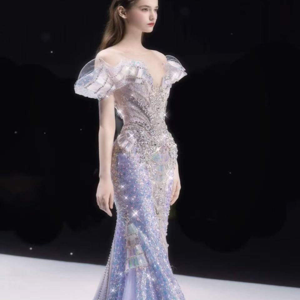 2025渐变晚礼服裙女宴会气质轻奢性感抹胸名媛主持人星空长款