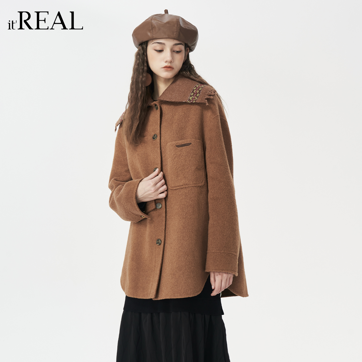 it'real瑞尔25年冬季新款气质复古翻领短双面呢大衣女