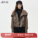 新款 real瑞尔冬季 休闲复古翻领拼接羽绒服外套女