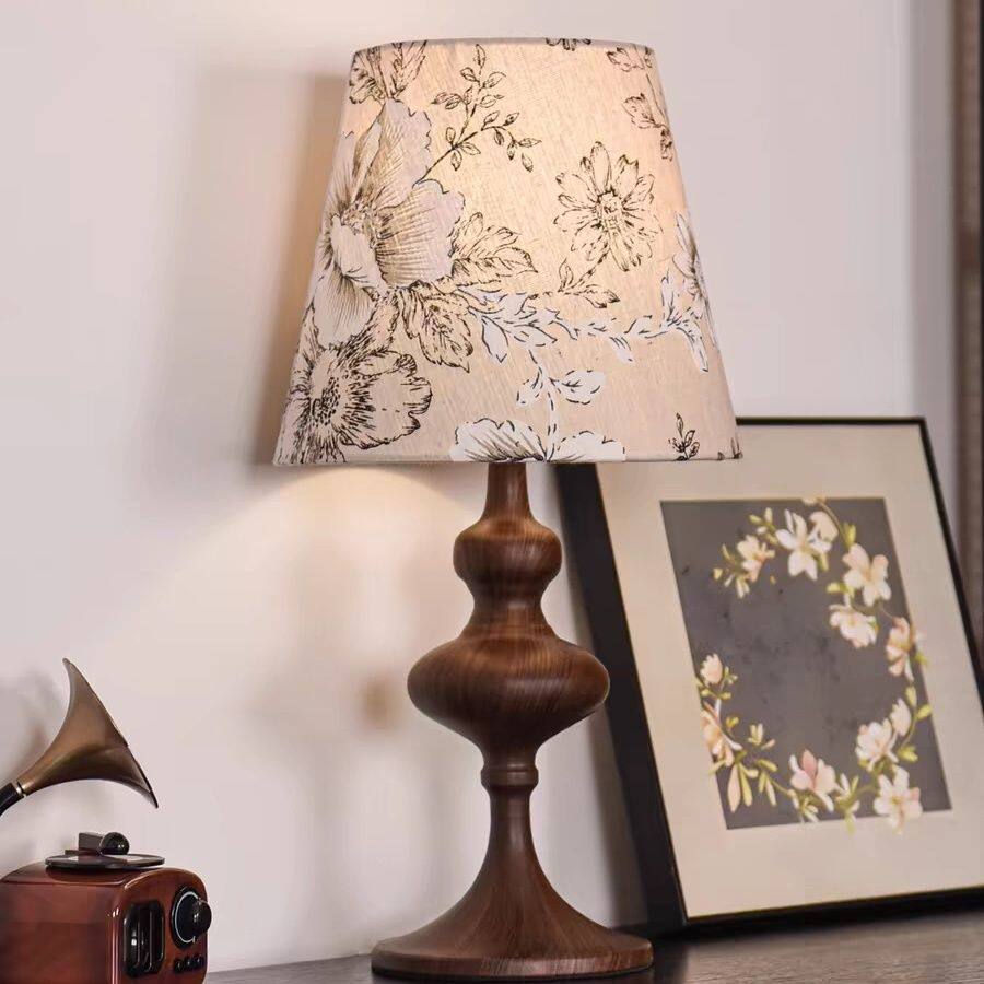 法式美式复古小台灯卧室床头柜新款中古装饰灯高级感温馨新中式款