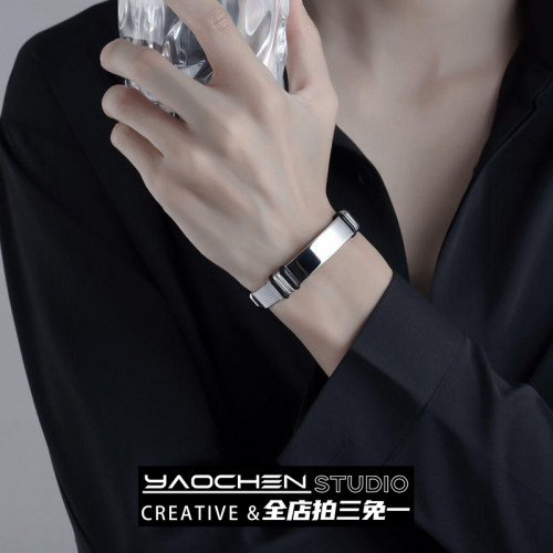 手链男高级感潮小众设计钛钢