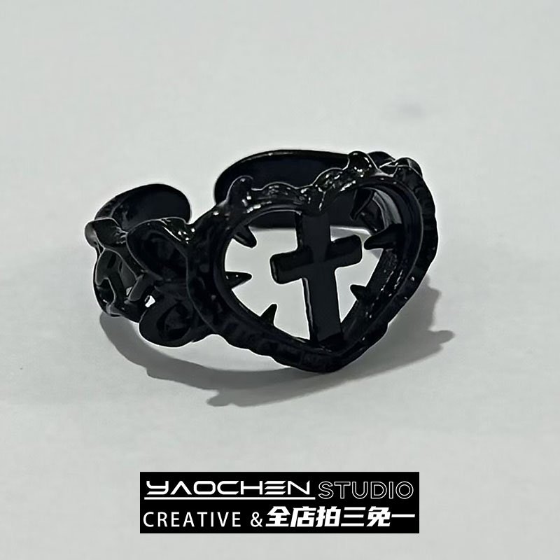 暗黑爱心十字架戒指小众设计