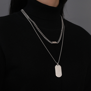 钛钢吊坠项链长款狗牌军牌毛衣链潮小众设计男士款卫衣链饰品男生