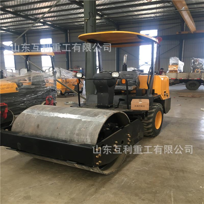 3吨小型压路双钢轮振动压土机 柴油单钢轮座驾式小型压路机
