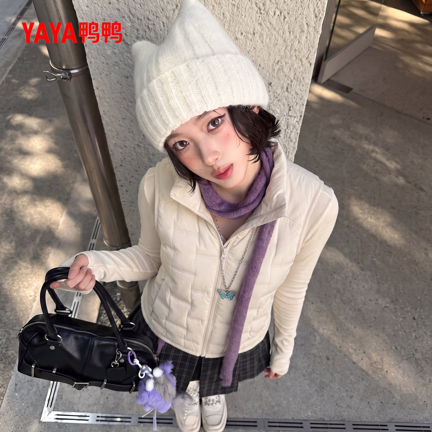 鸭鸭轻薄羽绒服女孩初高中生大学生保暖羽绒衣短款2026秋冬新款