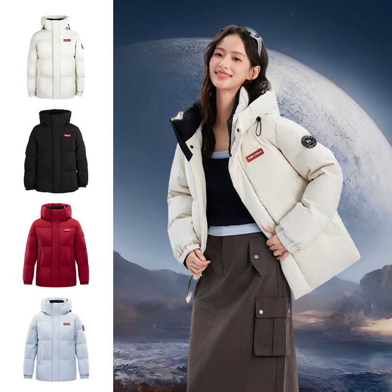 鸭鸭女士短款轻薄面包服