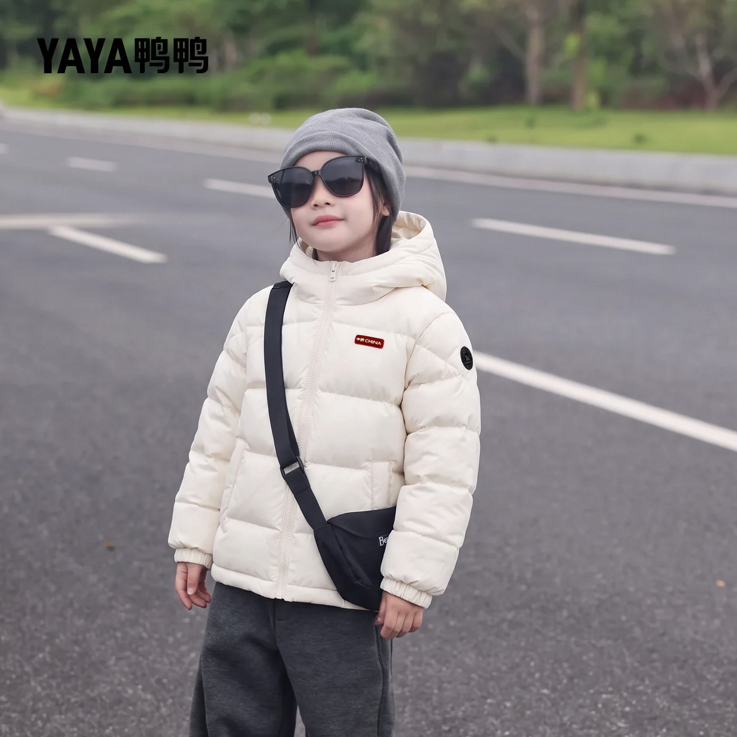 鸭鸭女童轻薄羽绒服2026新款超好看的羽绒上衣三防羽绒外套防风