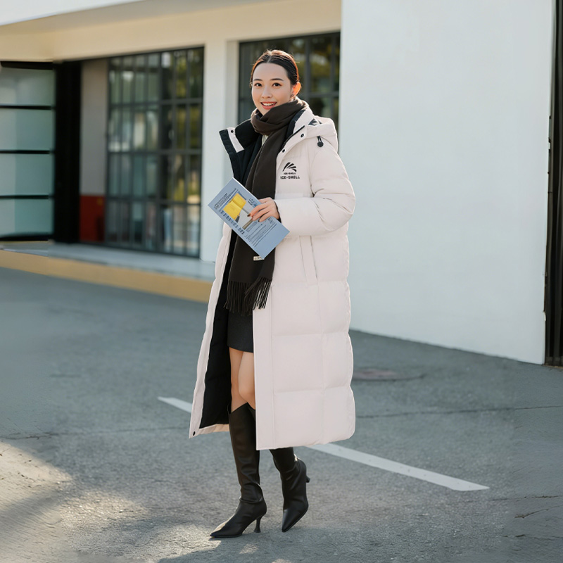 鸭鸭长款羽绒服女士超厚保暖零下