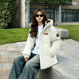 鸭鸭2025防寒羽绒服女款加厚防水外套小个子显瘦短款保暖简约冬装