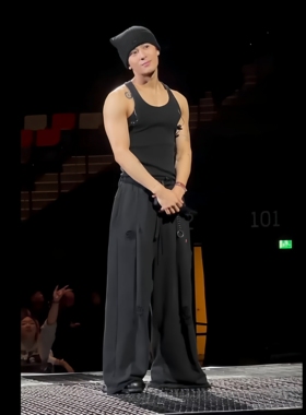 高品质王嘉尔同款ACC水洗做旧破洞重磅男女宽松松紧抽绳弯刀卫裤