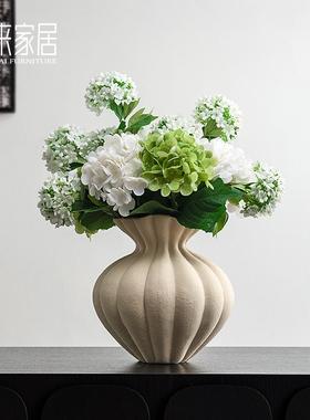 法式花瓶陶瓷米黄色高级感复古摆件餐桌家居中古花器侘寂风装饰品