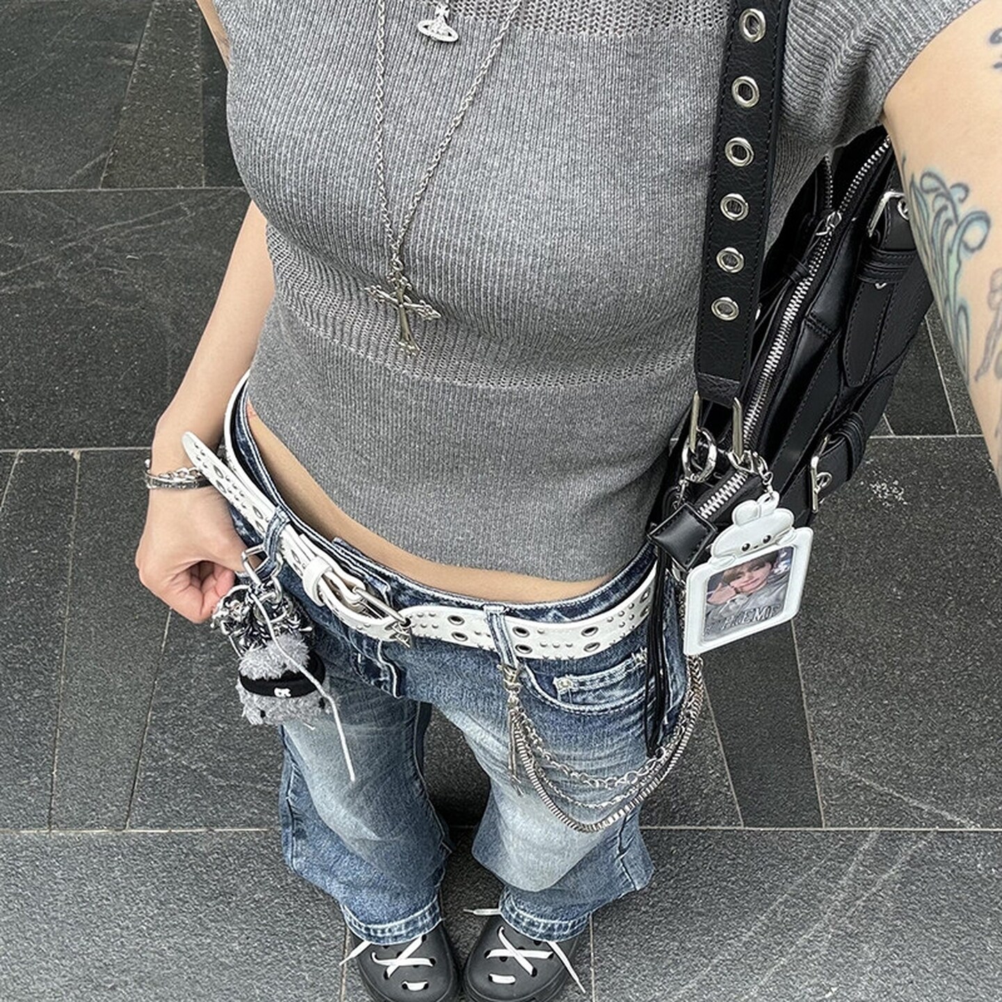全身孔百搭腰带女2025新款裤配牛仔裤百褶裙子y2k朋克免打孔皮带