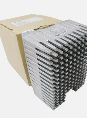 LENZE E82MV751_4B001 E82EV752K4C 逆变器 全新原装议价