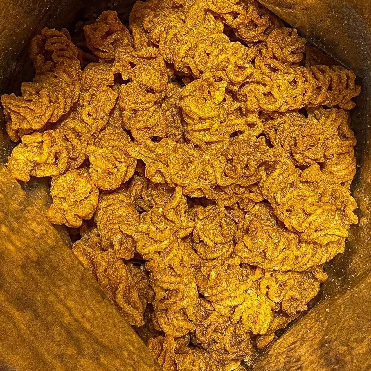 津味八爪烧狗牙儿八爪鱼烧炭烤牛肉八爪卷麻辣锅巴卷薯片小吃零食