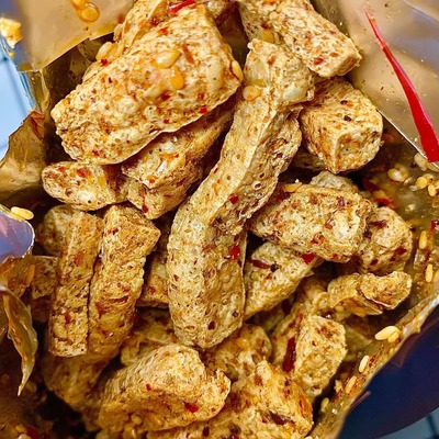 叙永豆腐干四川泸州麻辣三角豆腐干油炸脆豆干脆皮辣条干即食零食