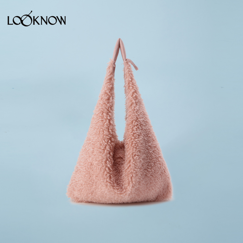 SFSG 明星同款LOOKNOW2024年冬季新韩系棕色潦草小狗毛毛单肩包