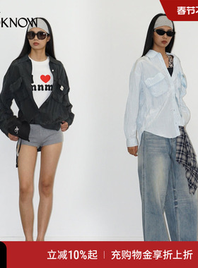 madeinormal X LOOKNOW2025年秋黑色褶皱肌理感双口袋衬衫女