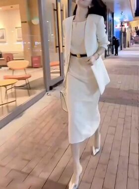 2479大爱美依缘2024新款时尚OL套装裙西装外套+连衣裙两件套女装
