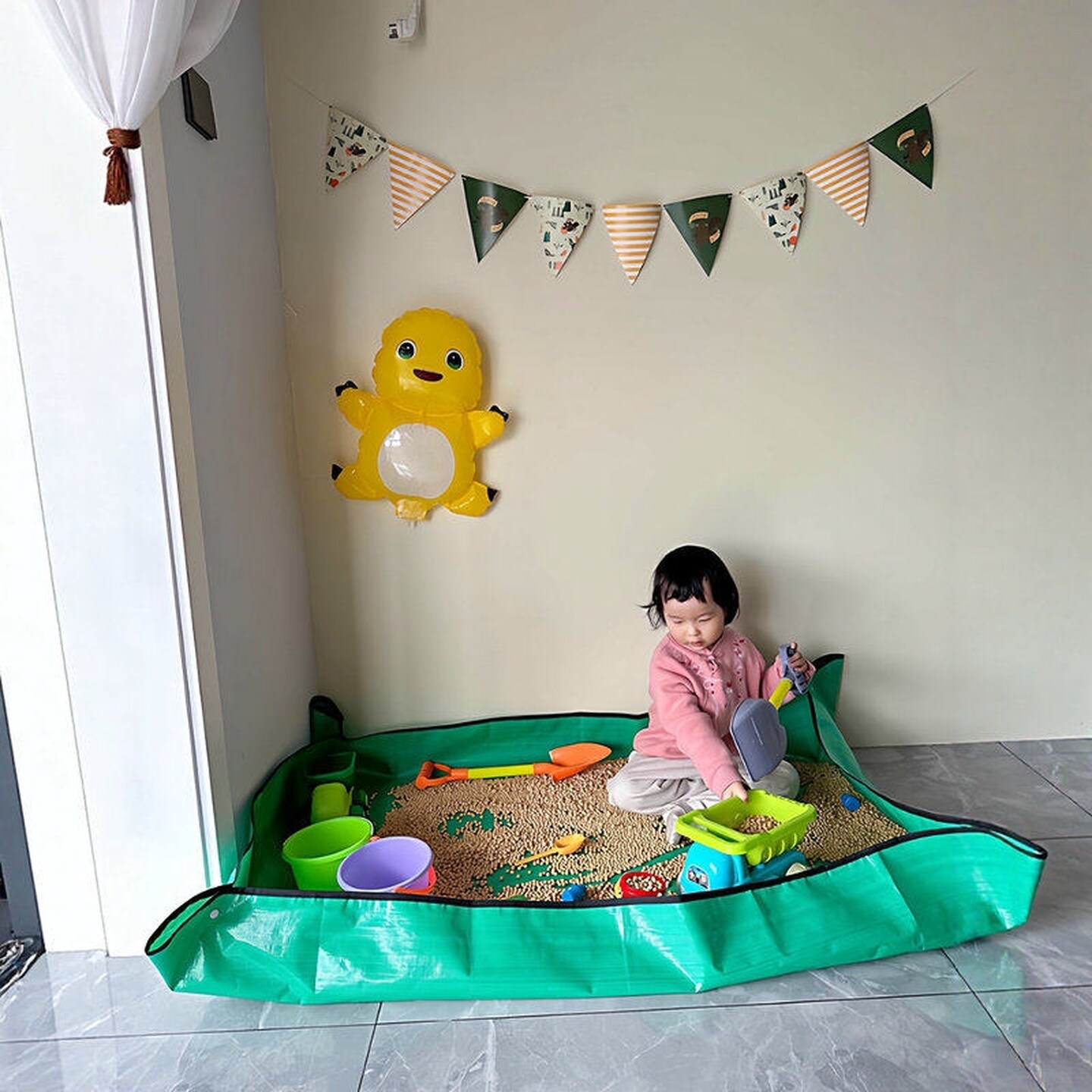 儿童室内小型游乐园！宝宝家用折叠小沙池沙子垫子家庭挖沙玩具