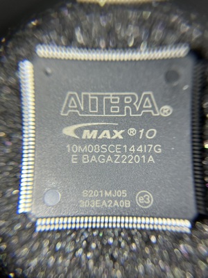 全新10M08SCE144I7G 封装QFP144 原装正品 现场编程嵌入式IC芯片