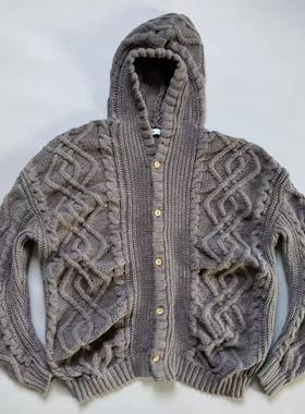 复古灰色麻花纹连帽针织开衫秋冬绞花毛衣外套垂感通勤百搭上衣男