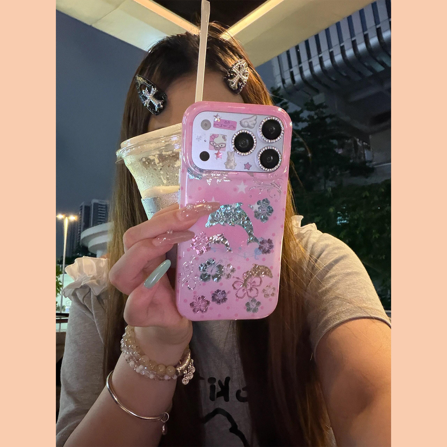 独特小众钻石纹海豚百合花适用苹果18promax手机壳iPhone18女新款17少女心16日韩15气质18Pro防摔17pro保护套
