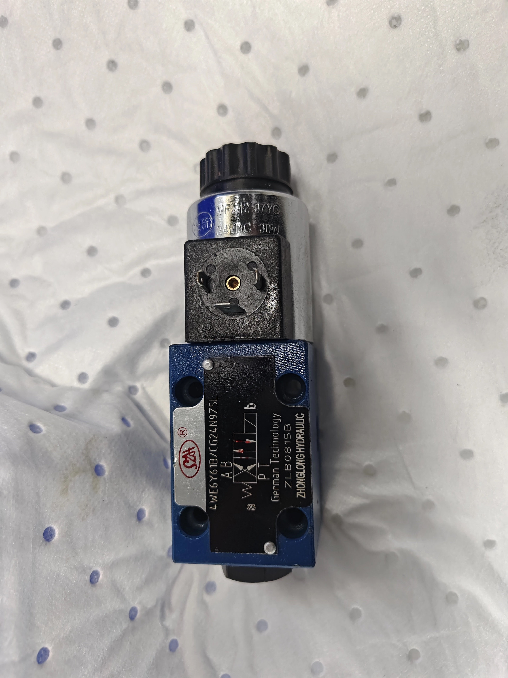 SZH中龙液压4WE6Y61B/CG24N9Z5L液压电磁阀4WE6A/B/C/D单头液压阀