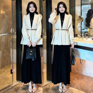 ROUMIKL时尚套装裙女2025冬季新款洋气显瘦中长款针织开衫半身裙