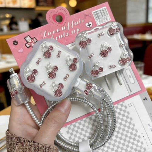 粉色樱桃苹果40w/20w充电器保护套适用17系列数据线iPhone16 1514