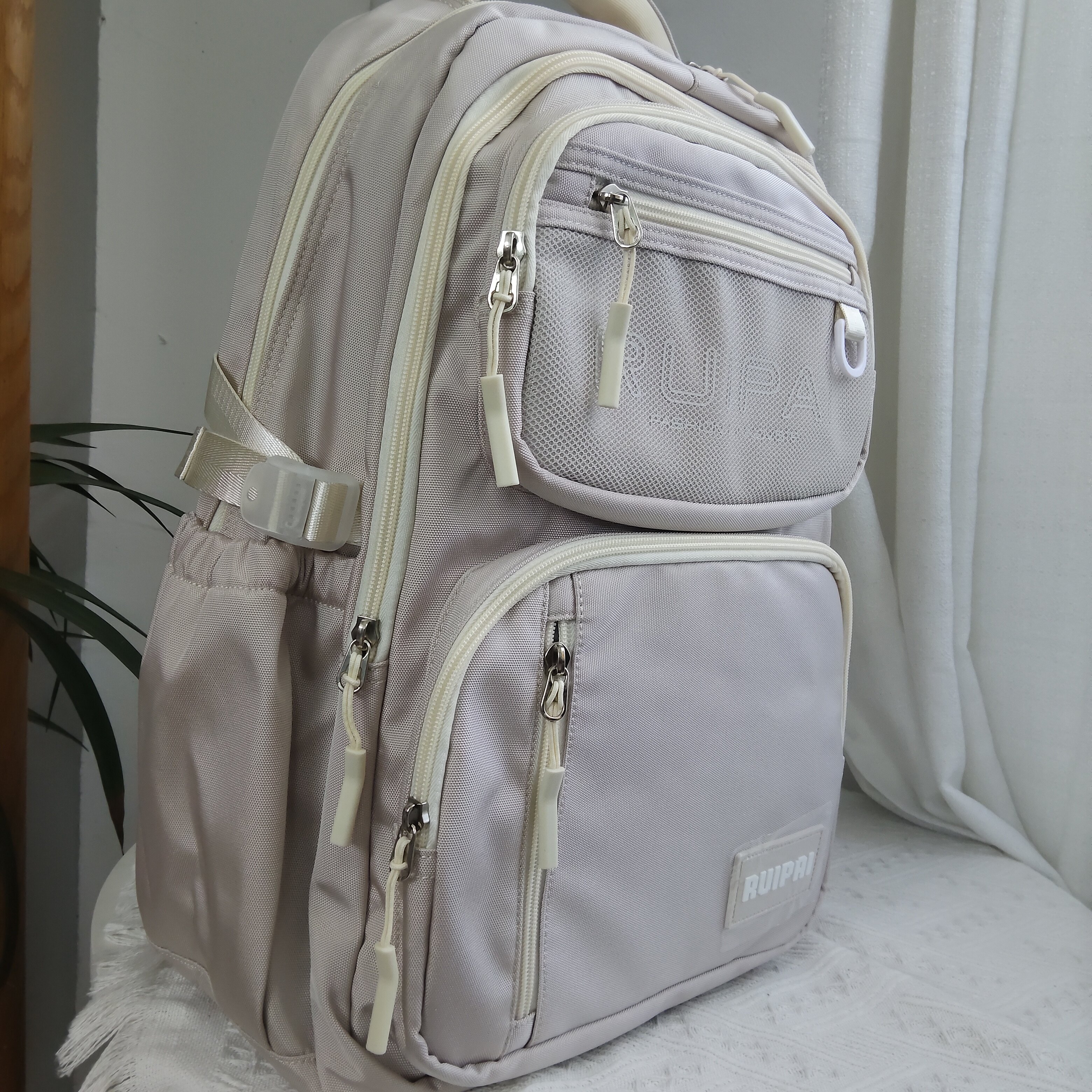 瑞P大容量初中高中电脑包男女初中学生减压护脊儿童书包