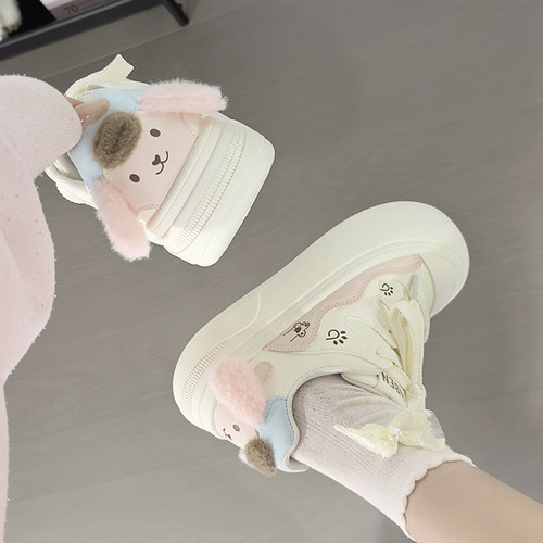 人本粉色可爱狗狗小白鞋女