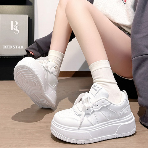 回力白色百度小白鞋女款