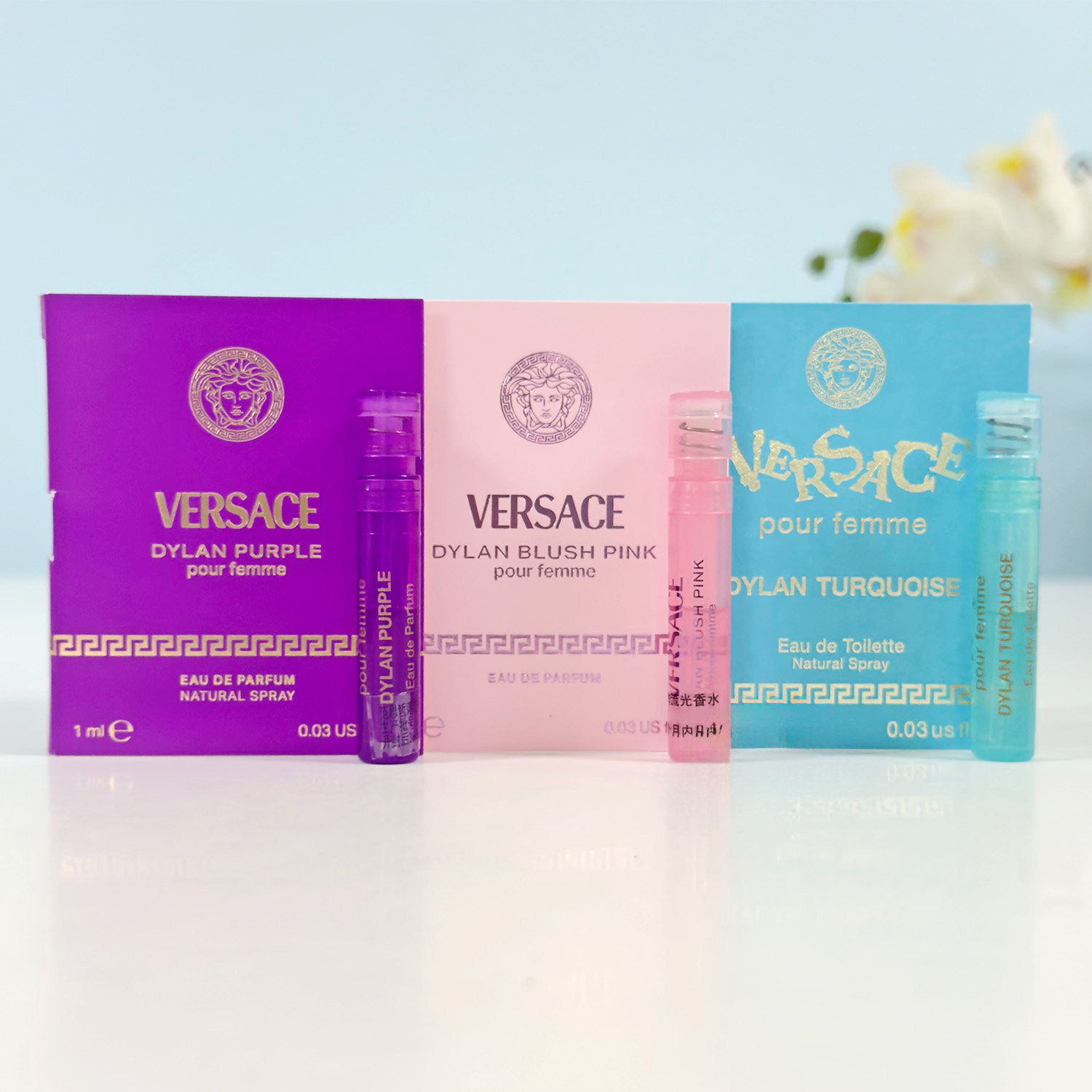 Versace范思哲云淡风轻同名晶钻香水1ml小样试管Q版持久留香试香