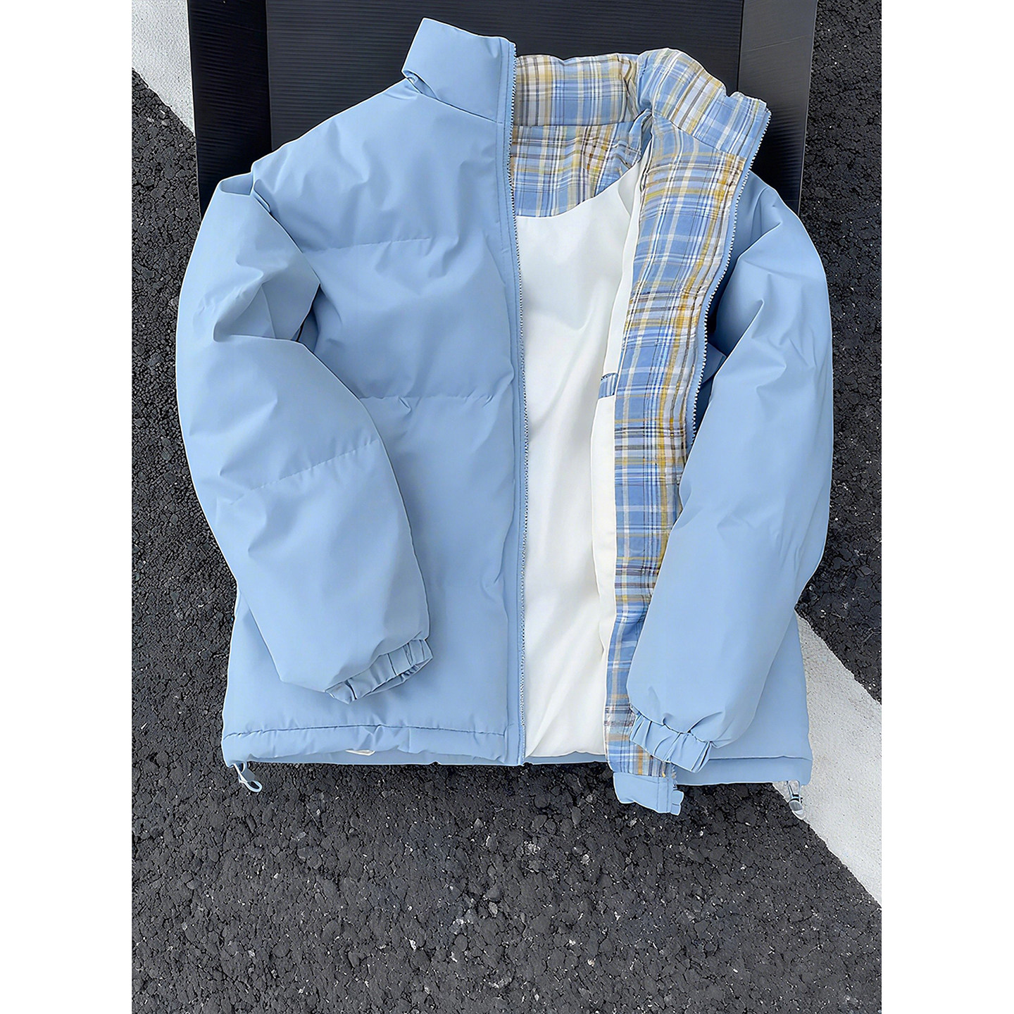 天蓝色嘉兴羽绒服秋冬格子拼接