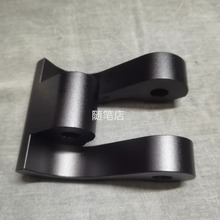 适用贝纳利TRK702X502X552X狗骨头改装件坐高降低座垫椅金鹏