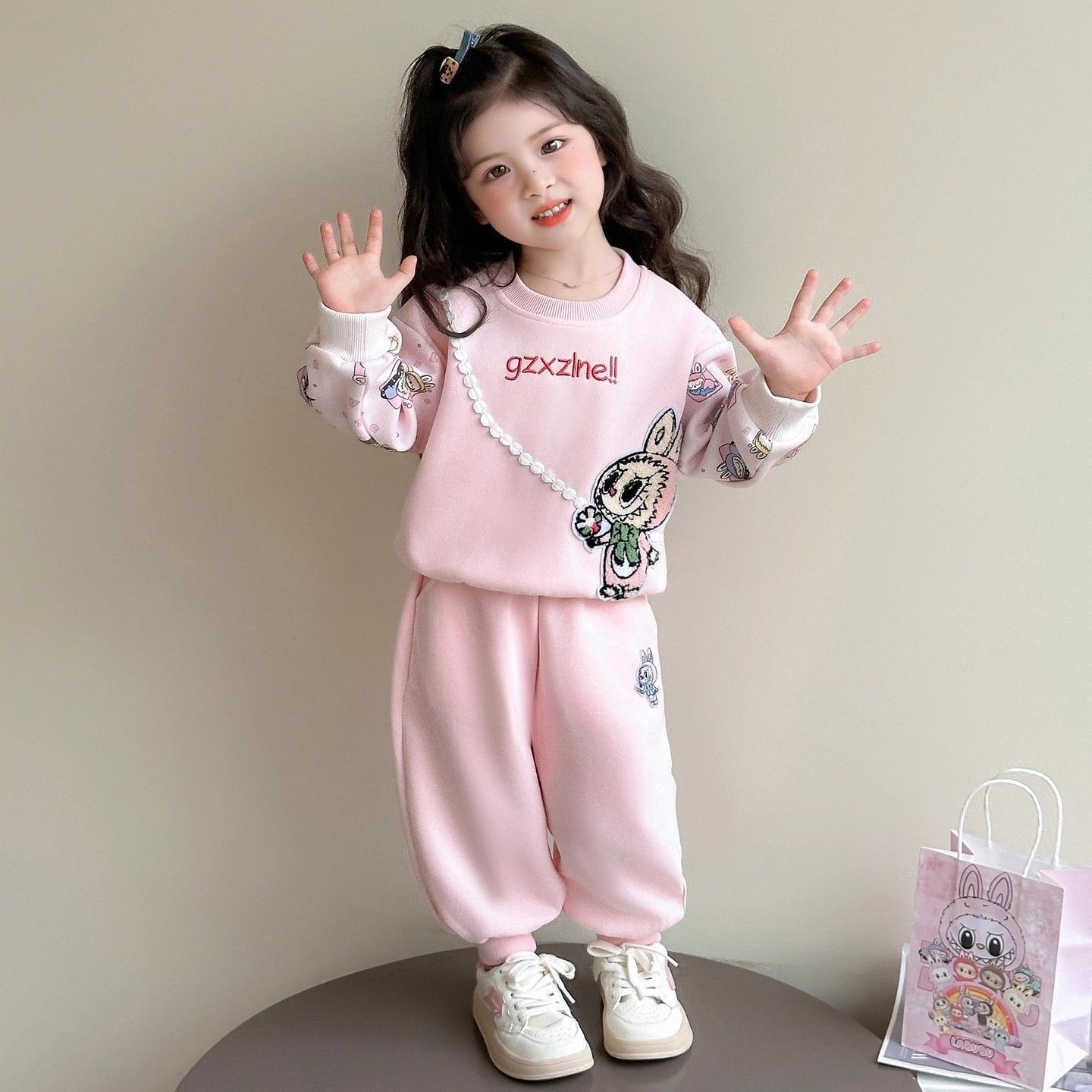 女童运动套装春秋款2025新款儿童拉布布卫衣秋装女宝宝网红两件套