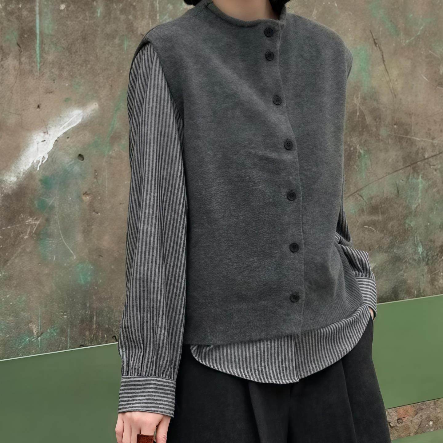 JOYIASS圆领排扣针织马甲叠穿条纹衬衫女2025新款外穿简约文艺风