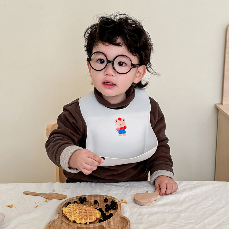 宝宝吃饭围兜婴幼儿防水防油食饭兜小孩硅胶喂饭辅食饭兜母婴