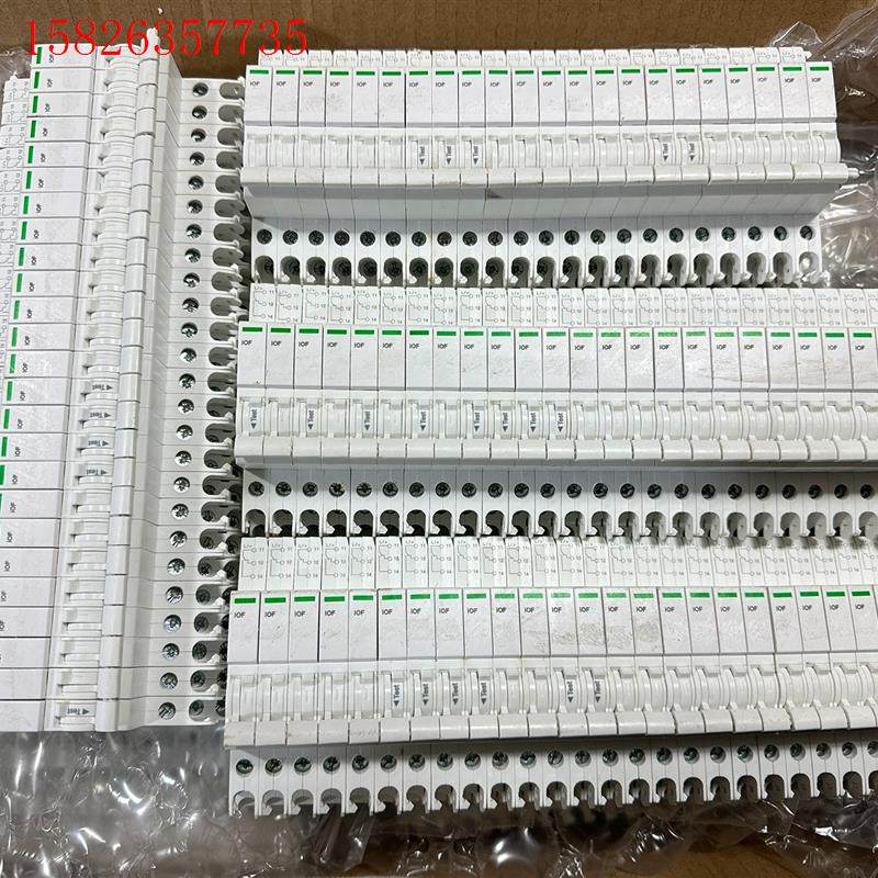 施耐德ioF小型断路器辅助触点 拆机 成色如图 有库(议价)