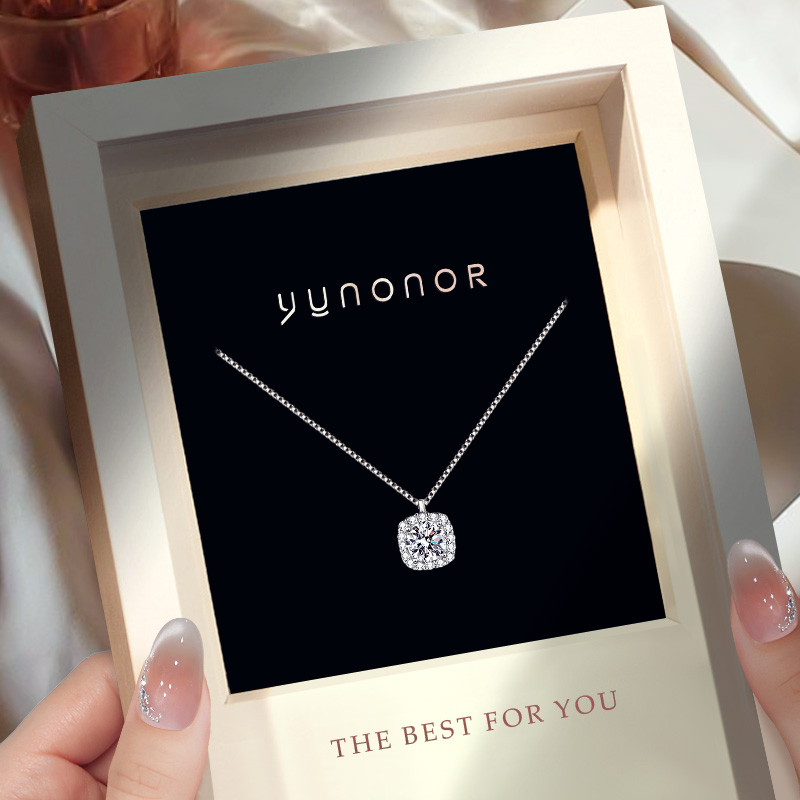 「999足银」小方糖轻奢小众项链