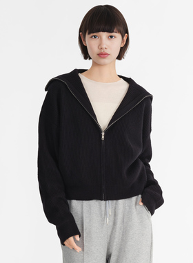 小着暖冬 LK12 黑色烟囱领拉链精细羊毛开衫 简单而爱