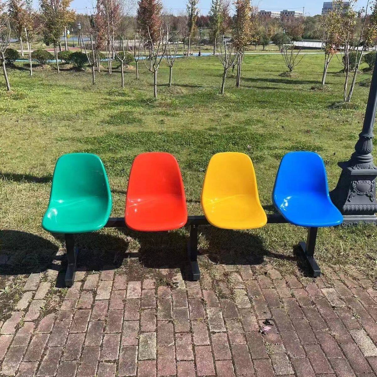 网红塑料公共排椅三人位座椅室内外超市等候休息篮球场公园椅子