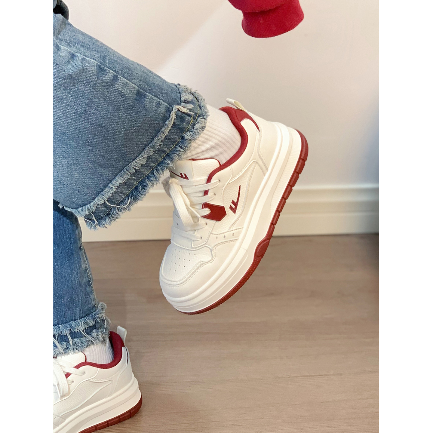 回力酒红厚底小白鞋女2025秋季