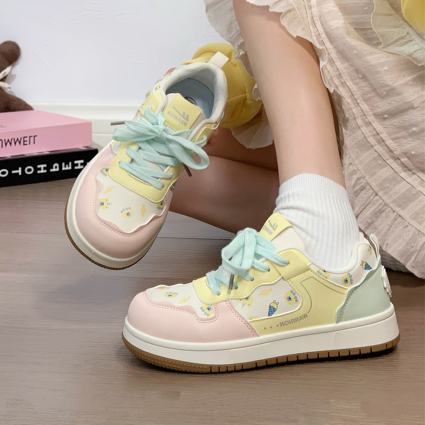 回力多巴胺原创卡通小白鞋女新款