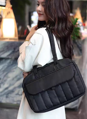 笔记本单肩电脑包14英寸防震防摔女手提托特包通勤大容量荣耀16.1英寸黑色简约风上班族适用联想pro15寸防水