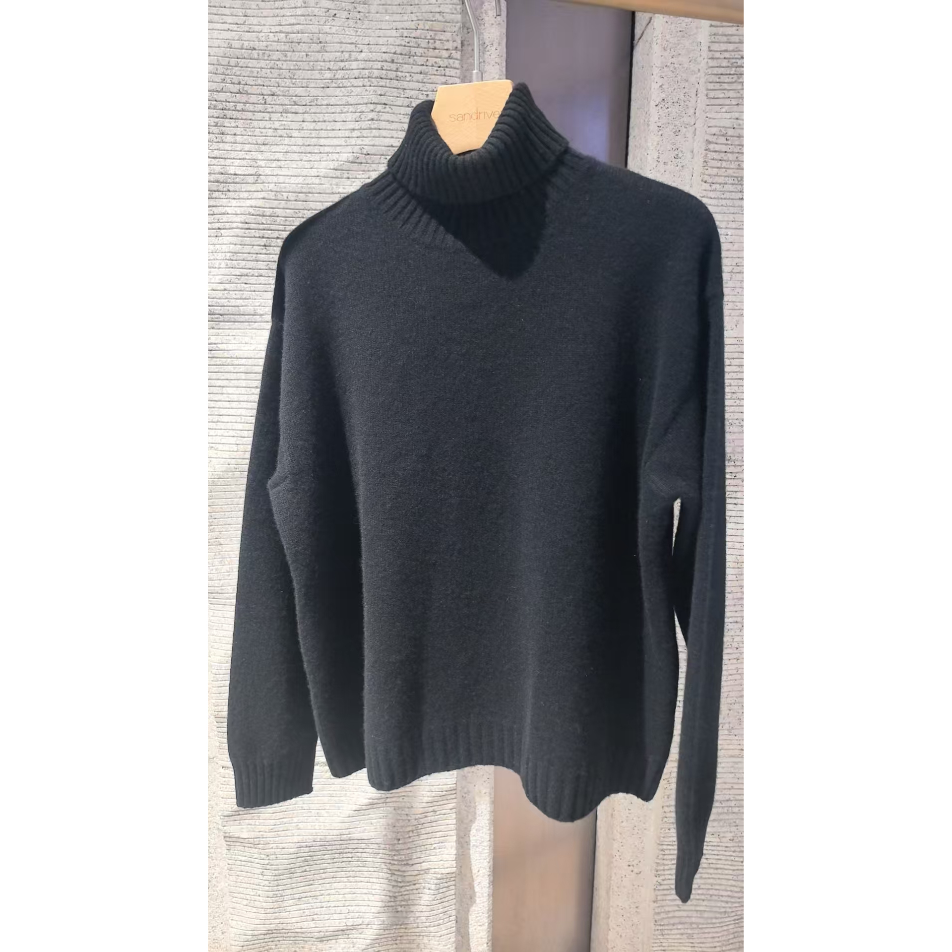 sandriver樽领羊绒针织女套衫 12.5直播