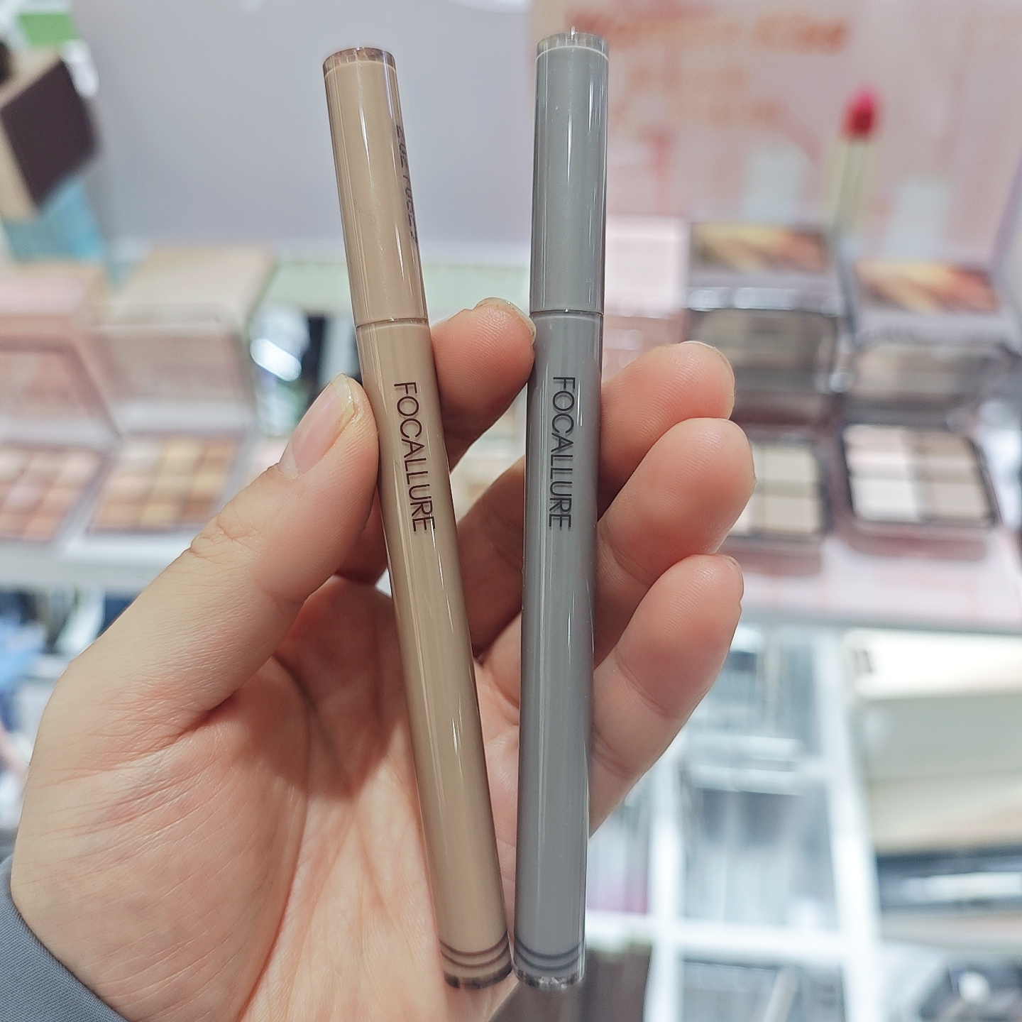 菲鹿儿细致眼线液笔防水不易晕染持久初学新手女极细