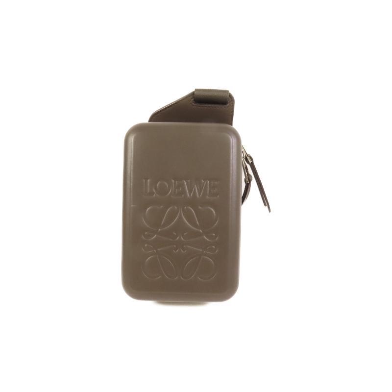 中古Loewe罗意威斜挎包メンズ