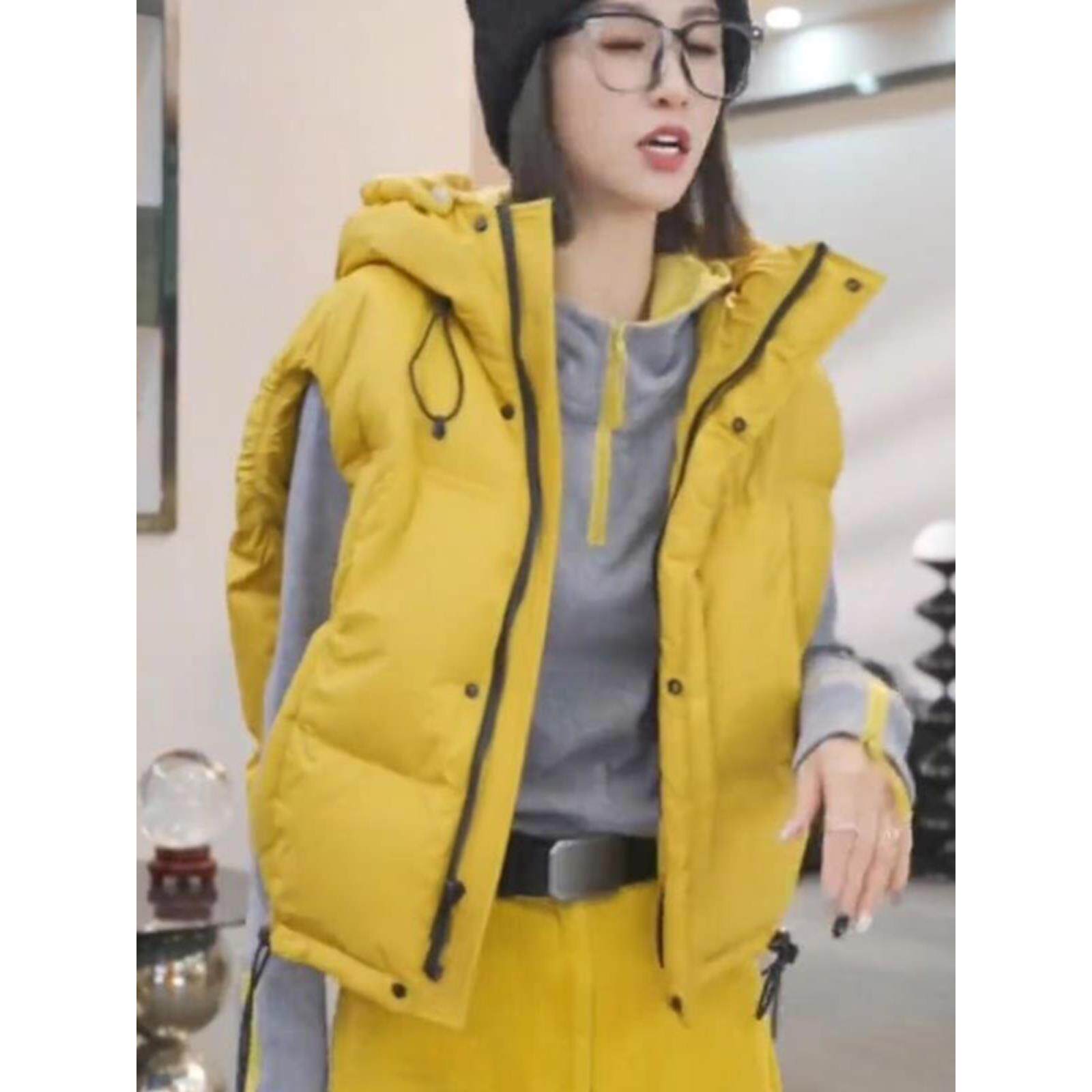 JOYIASS黄色减龄连帽服马甲秋冬女外穿加厚保暖坎肩背心无袖外套